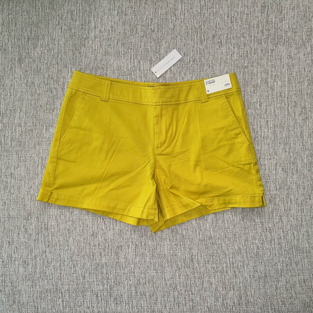 New York & Co - Yellow 4” Shorts - NWT - SZ 8